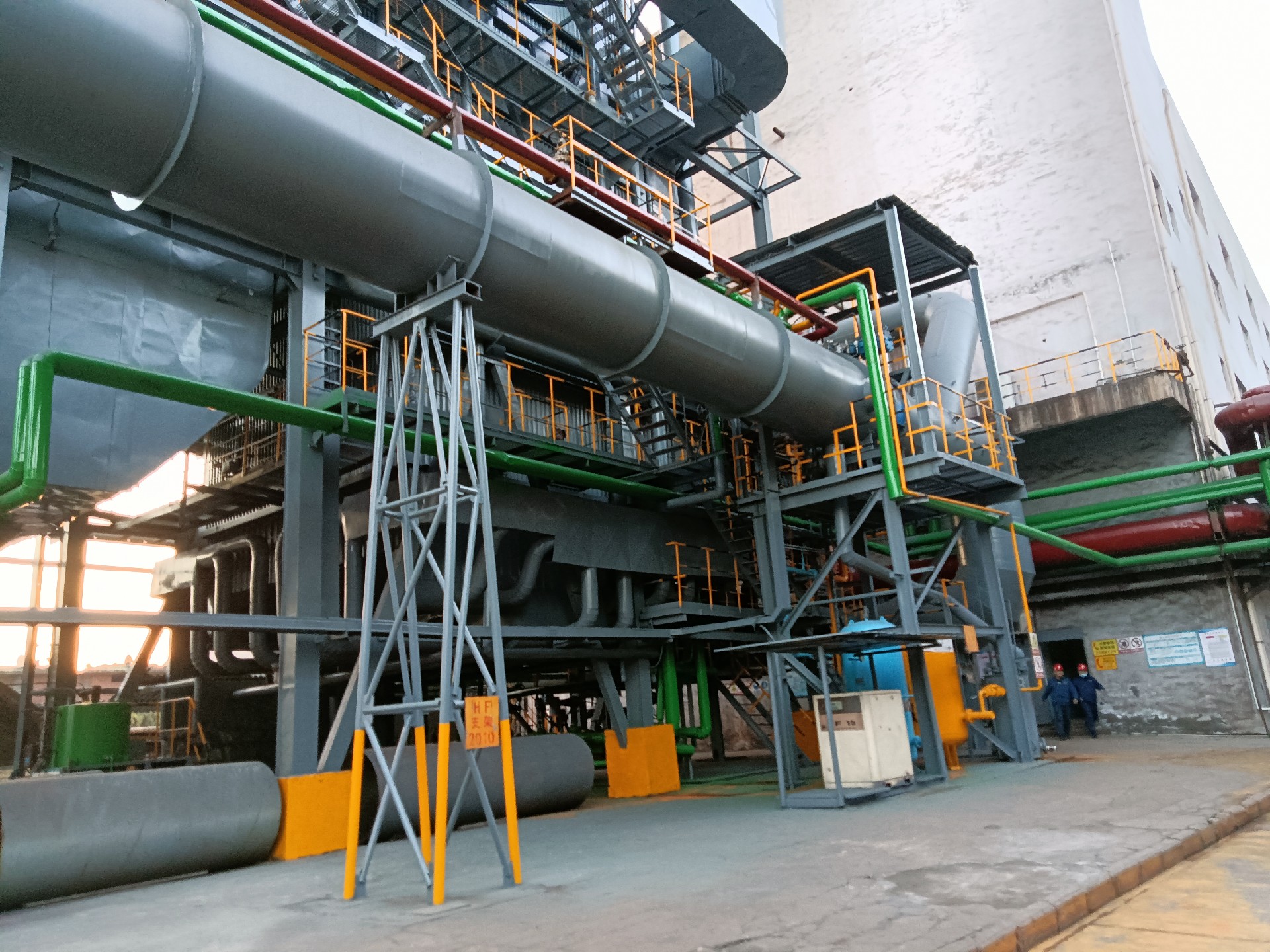 陜西漢中某鋼鐵廠-高爐荒煤氣在線檢測CO、CO2、O2安裝現(xiàn)場